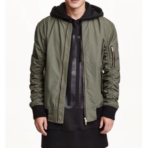 H&M Men’s Green Puffer Jacket